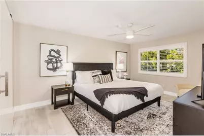 224 Palm Dr #8, Naples, FL 34112 - Photo 3
