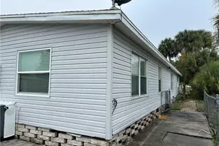 181 Pine Key Ln, Naples, FL 34114 - Photo 5