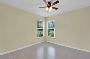 260 12th St SE, Naples, FL 34117 - Photo 15