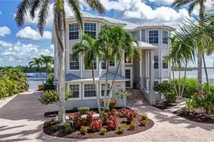 5640 Williams Dr, Fort Myers Beach, FL 33931 - Photo 7