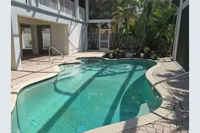11620 Isle Of Palms Dr, Fort Myers Beach, FL 33931 - Photo 29