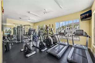 831 Sailaway Ln, Naples, FL 34108 - Photo 35