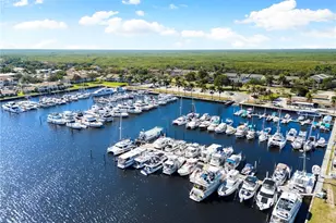 285 Cays Dr, Naples, FL 34114 - Photo 17