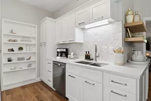 88 Silver Oaks Cir, Naples, FL 34119 - Photo 19