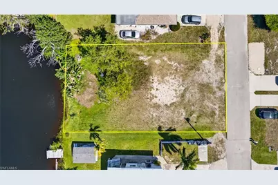 3916 Bennett Ln, Bonita Springs, FL 34134 - Photo 5