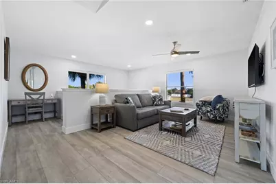 822 Gulf Pavilion Dr #201, Naples, FL 34108 - Photo 5