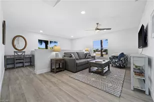 822 Gulf Pavilion Dr, Naples, FL 34108 - Photo 5