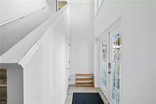 822 Gulf Pavilion Dr, Naples, FL 34108 - Photo 3