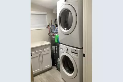 3323 Guilford Ct, Naples, FL 34112 - Photo 3