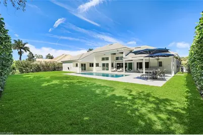 812 Tallow Tree Ct, Naples, FL 34108 - Photo 15