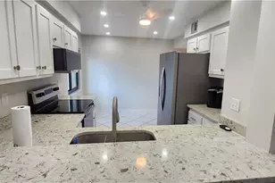 228 Fox Glen Dr, Naples, FL 34104 - Photo 3