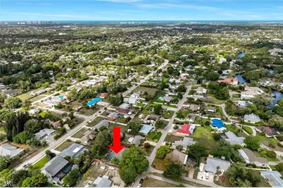 10370 Main Dr, Bonita Springs, FL 34135 - Photo 9