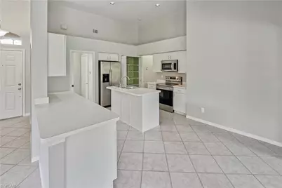 6721 Sloane Pl, Naples, FL 34104 - Photo 9