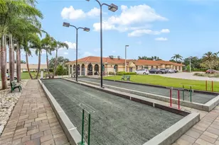 725 Saratoga Cir, Naples, FL 34104 - Photo 27