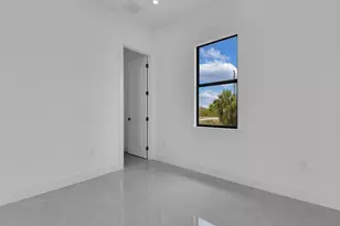 380 Cratsley Ave S, Lehigh Acres, FL 33974 - Photo 15