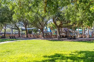 281 4th St S, Naples, FL 34102 - Photo 45