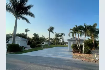 10171 Shadowood Ct, Fort Myers, FL 33905 - Photo 9