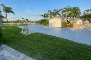 10171 Shadowood Ct, Fort Myers, FL 33905 - Photo 11