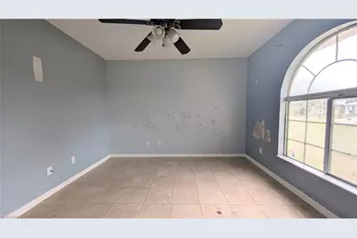 3017 S Balsam Cir, Labelle, FL 33935 - Photo 7