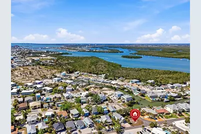 245 Madison Ct, Fort Myers Beach, FL 33931 - Photo 7