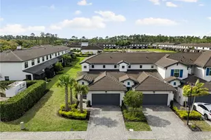 7535 Rockefeller Dr, Naples, FL 34119 - Photo 3