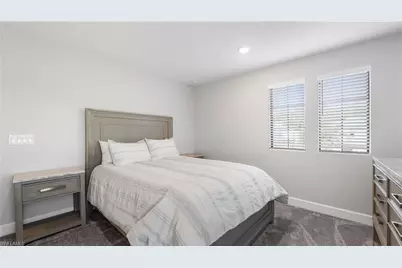 10428 Ventana Ln, Naples, FL 34120 - Photo 23