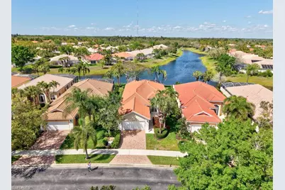 14760 Donatello Ct, Bonita Springs, FL 34135 - Photo 5