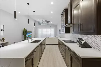 711 91st Ave N, Naples, FL 34108 - Photo 5