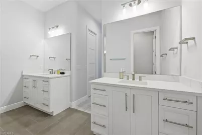 711 91st Ave N, Naples, FL 34108 - Photo 11