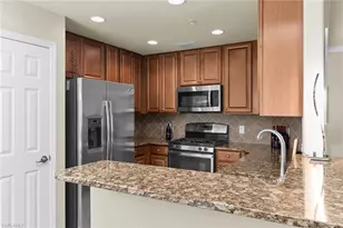 3169 Aviamar Cir, Naples, FL 34114 - Photo 7