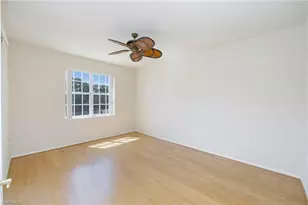 4884 Hampshire Ct, Naples, FL 34112 - Photo 15