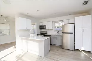 521 96th Ave N, Naples, FL 34108 - Photo 3