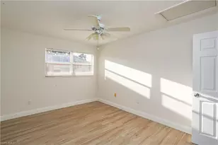 521 96th Ave N, Naples, FL 34108 - Photo 13