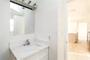 521 96th Ave N, Naples, FL 34108 - Photo 11