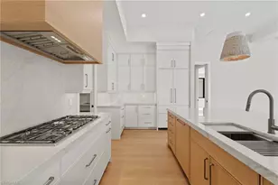 207 Monterey Dr, Naples, FL 34119 - Photo 9