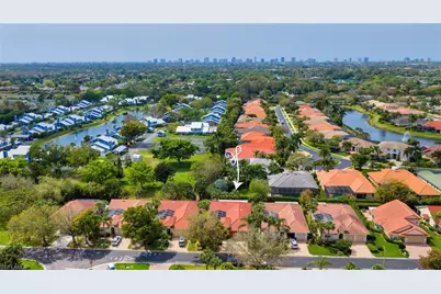 3577 Corinthian Way, Naples, FL 34105 - Photo 15