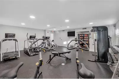 3410 Gulf Shore Blvd N #701, Naples, FL 34103 - Photo 17