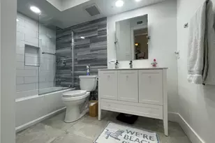 28940 Bermuda Pointe Cir, Bonita Springs, FL 34134 - Photo 19