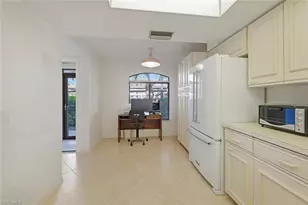 7260 Coventry Ct, Naples, FL 34104 - Photo 13