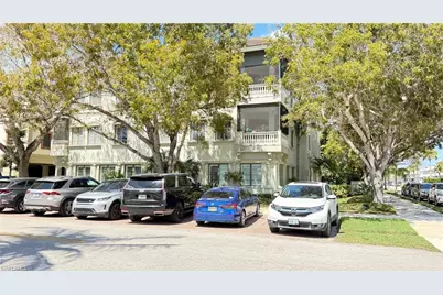 750 11th St S #101, Naples, FL 34102 - Photo 13