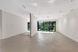 13024 Valewood Dr, Naples, FL 34119 - Photo 5