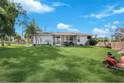 343 Golden Gate Blvd E, Naples, FL 34120 - Photo 17