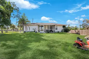 343 Golden Gate Blvd E, Naples, FL 34120 - Photo 17