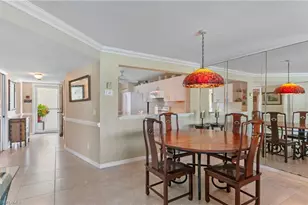 515 Gabriel Cir, Naples, FL 34104 - Photo 11
