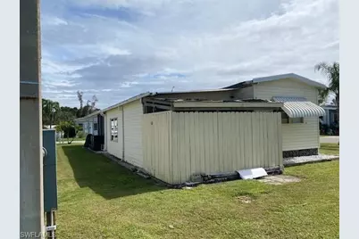 2727 Indianwood Dr, North Fort Myers, FL 33917 - Photo 5