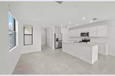 1572 Lake Jessup Cir, Cape Coral, FL 33909 - Photo 7