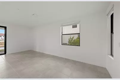 1572 Lake Jessup Cir, Cape Coral, FL 33909 - Photo 15