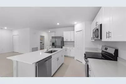 2604 52nd St SW, Lehigh Acres, FL 33976 - Photo 15