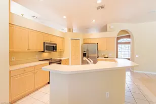 241 Palmetto Dunes Cir, Naples, FL 34113 - Photo 17