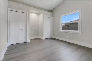 270 Madison Dr, Naples, FL 34110 - Photo 25